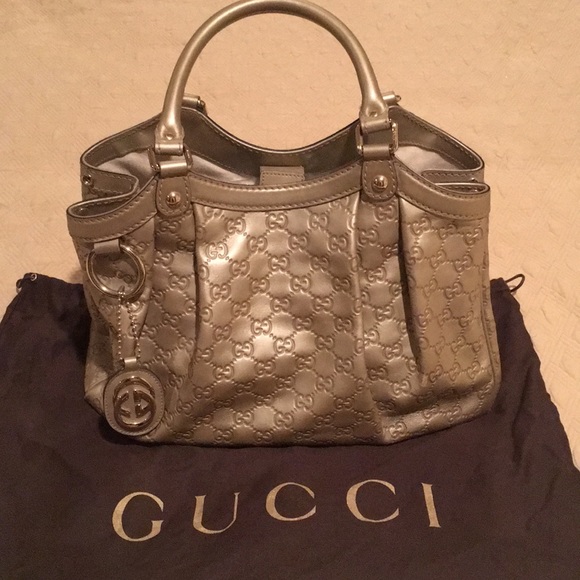 Gucci Handbags - 🌺GUCCI Gold Sukey Medium🌸